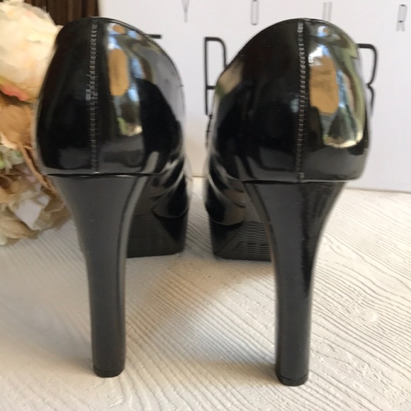 MOSSIMO BLACK PATENT LEATHER PUMP NEW Size 7 1/2 - Picture 4 of 8